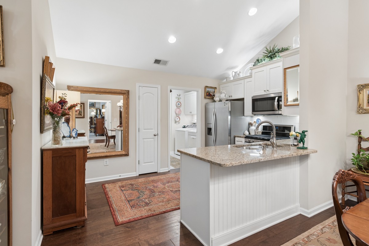 825 Browns Lane Gallatin TN 37066