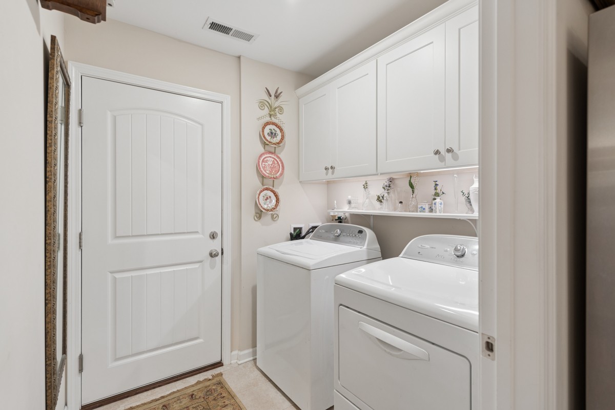 825 Browns Lane Gallatin TN 37066