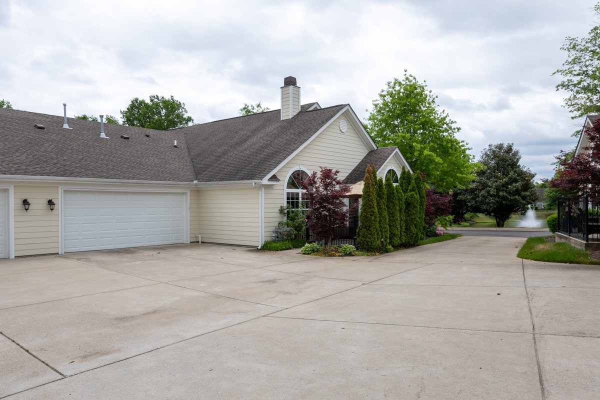 825 Browns Lane Gallatin TN 37066