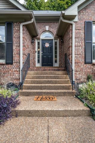 3908 Lakeridge Run Nashville TN 37214