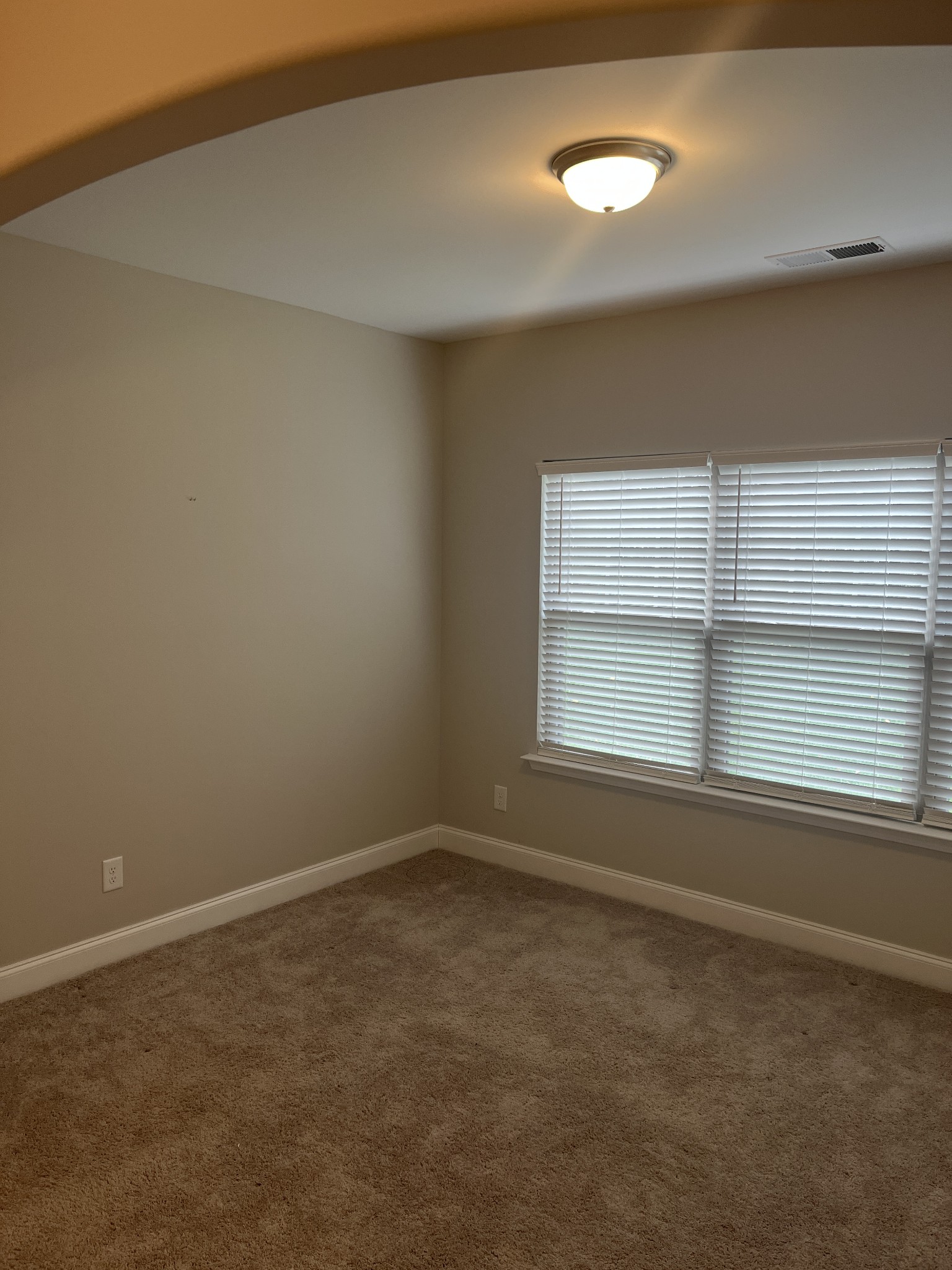 3211 Chaucer Lane Gallatin TN 37066