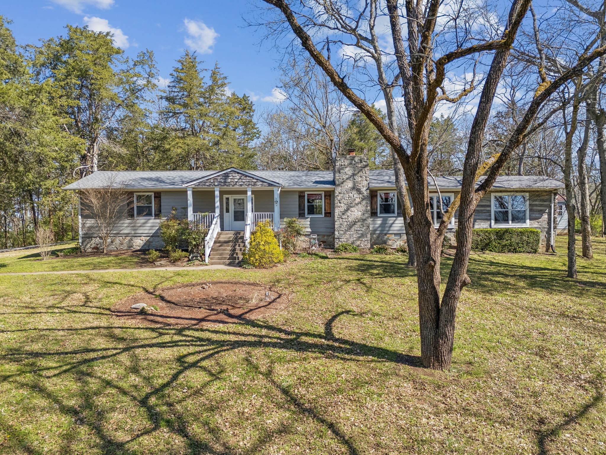1910 W Harpeth Road Franklin TN 37064