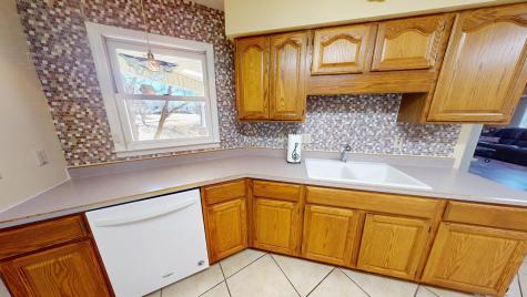 175 Castleton Cove Paris TN 38242