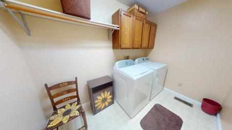 175 Castleton Cove Paris TN 38242
