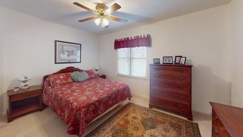 175 Castleton Cove Paris TN 38242