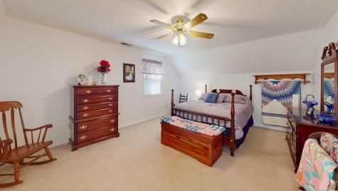 175 Castleton Cove Paris TN 38242