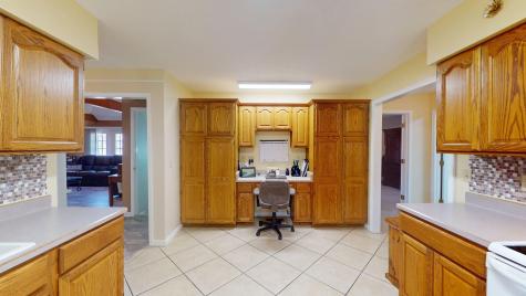 175 Castleton Cove Paris TN 38242