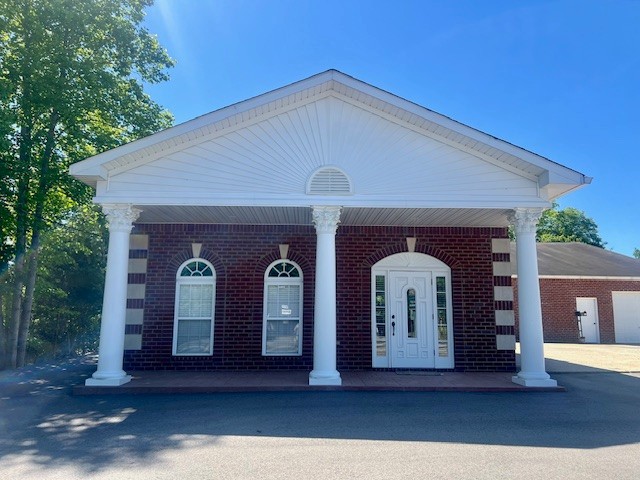 1108 Highway 70, E Dickson TN 37055