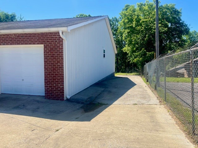 1108 Highway 70, E Dickson TN 37055