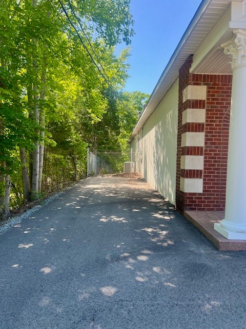 1108 Highway 70, E Dickson TN 37055