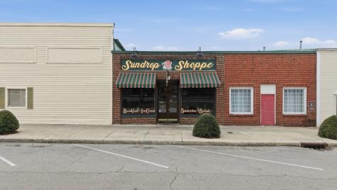 217 NW Atlantic Street Tullahoma TN 37388