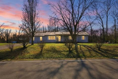 105 Farris Creek Bridge Road Belvidere TN 37306