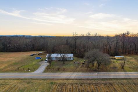 105 Farris Creek Bridge Road Belvidere TN 37306