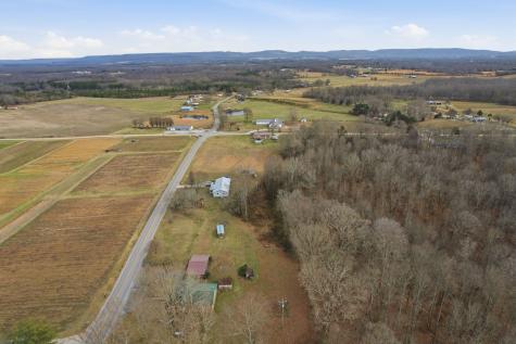 105 Farris Creek Bridge Road Belvidere TN 37306