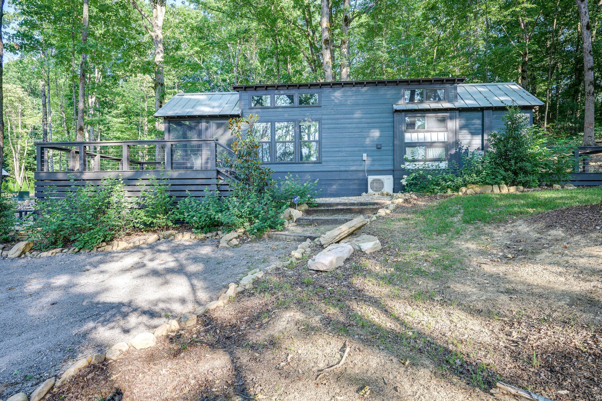 30 Oakleaf Trail Tracy City TN 37387