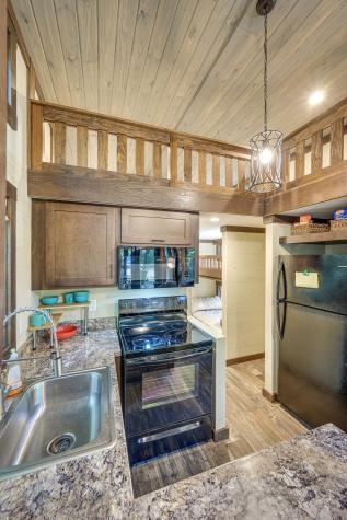 30 Oakleaf Trail Tracy City TN 37387