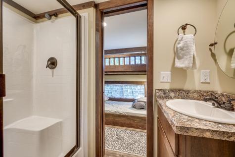 30 Oakleaf Trail Tracy City TN 37387