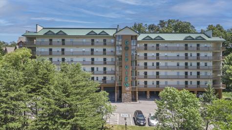 818 Golf View Boulevard Pigeon Forge TN 37863