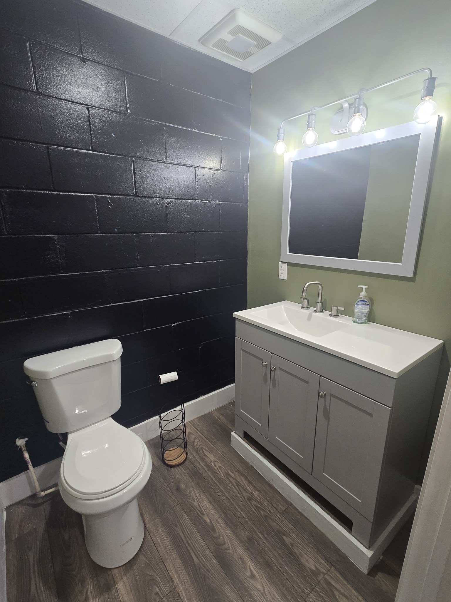 124 W Winchester Street Gallatin TN 37066