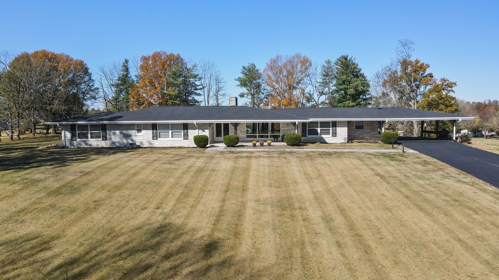 676 Ferguson Hill Road Lafayette TN 37083