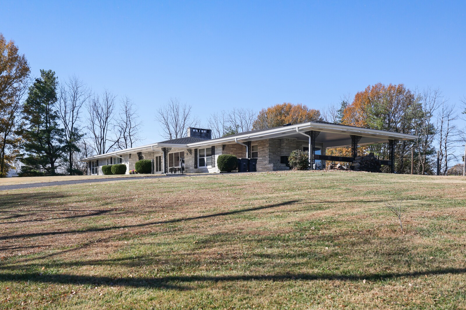676 Ferguson Hill Road Lafayette TN 37083