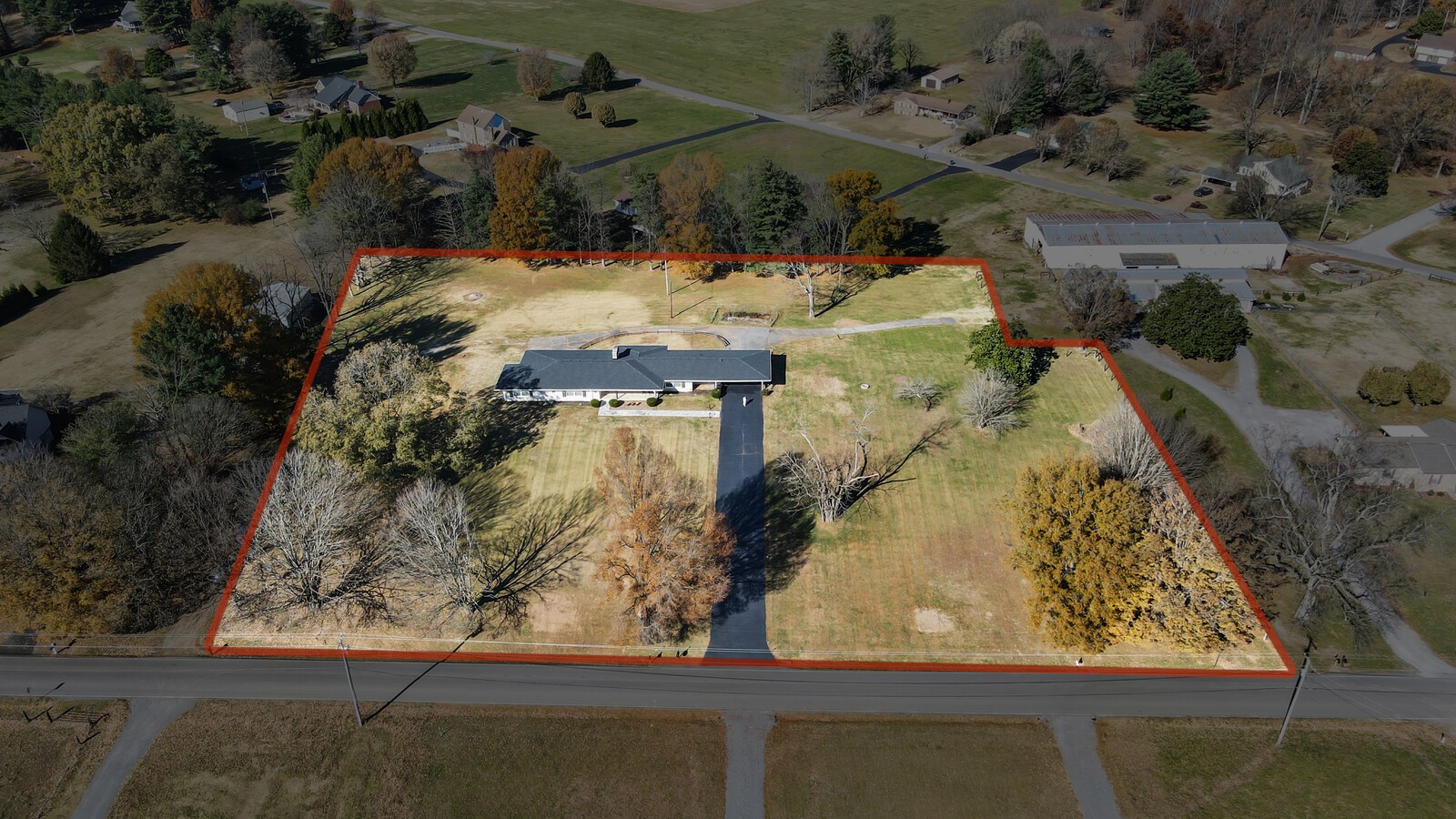 676 Ferguson Hill Road Lafayette TN 37083