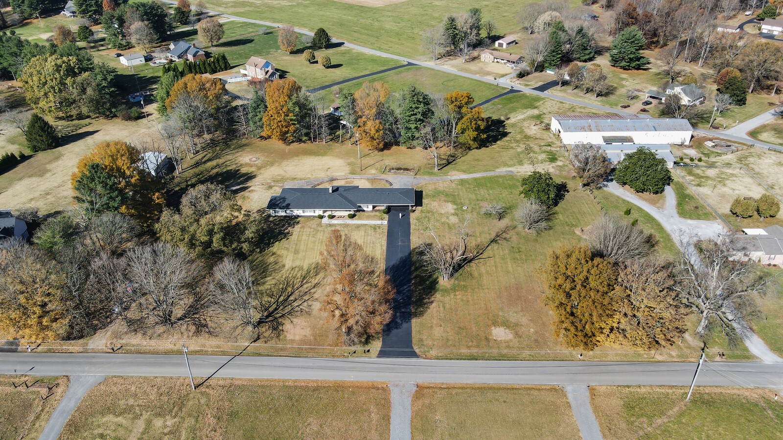 676 Ferguson Hill Road Lafayette TN 37083