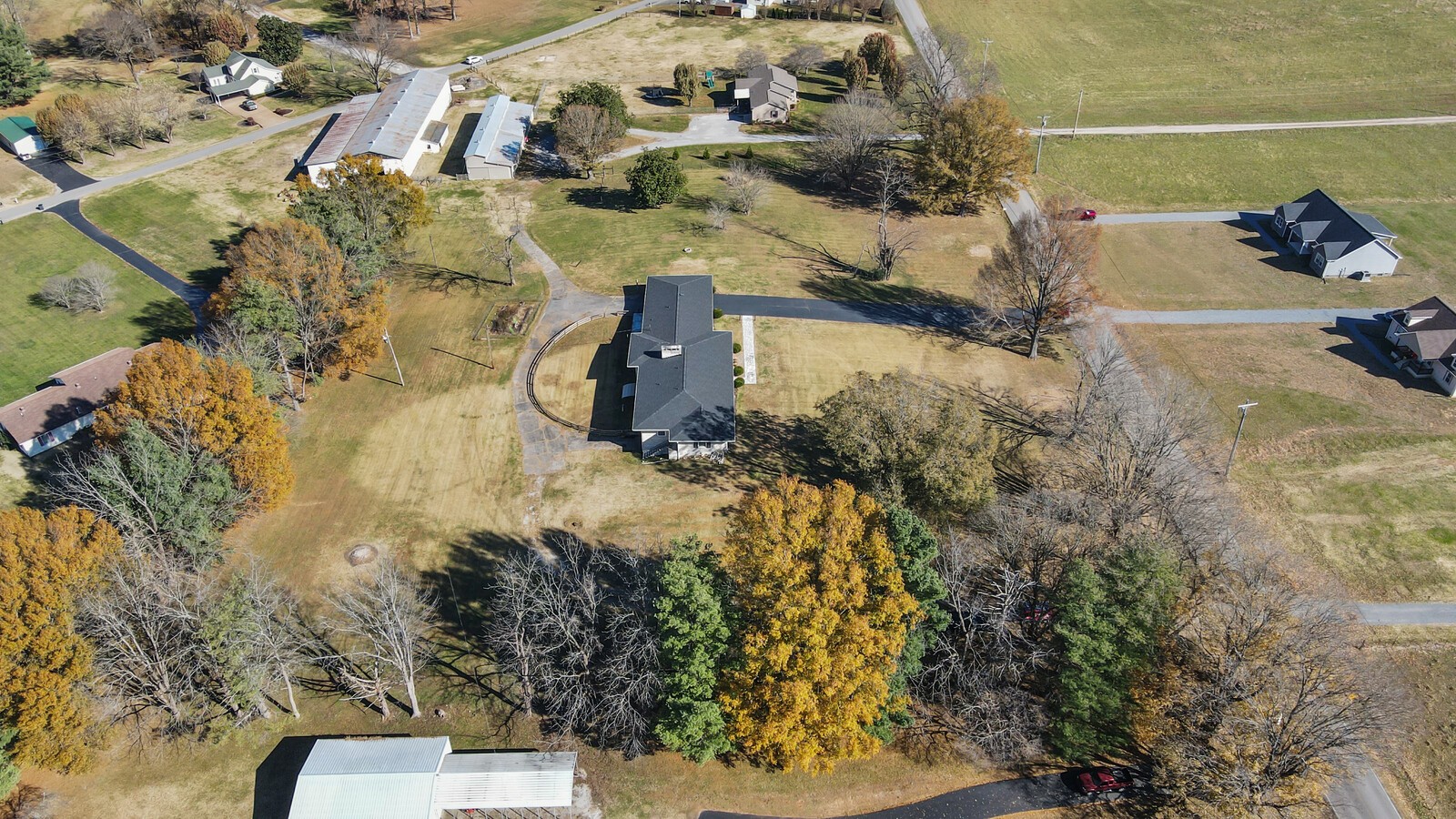 676 Ferguson Hill Road Lafayette TN 37083
