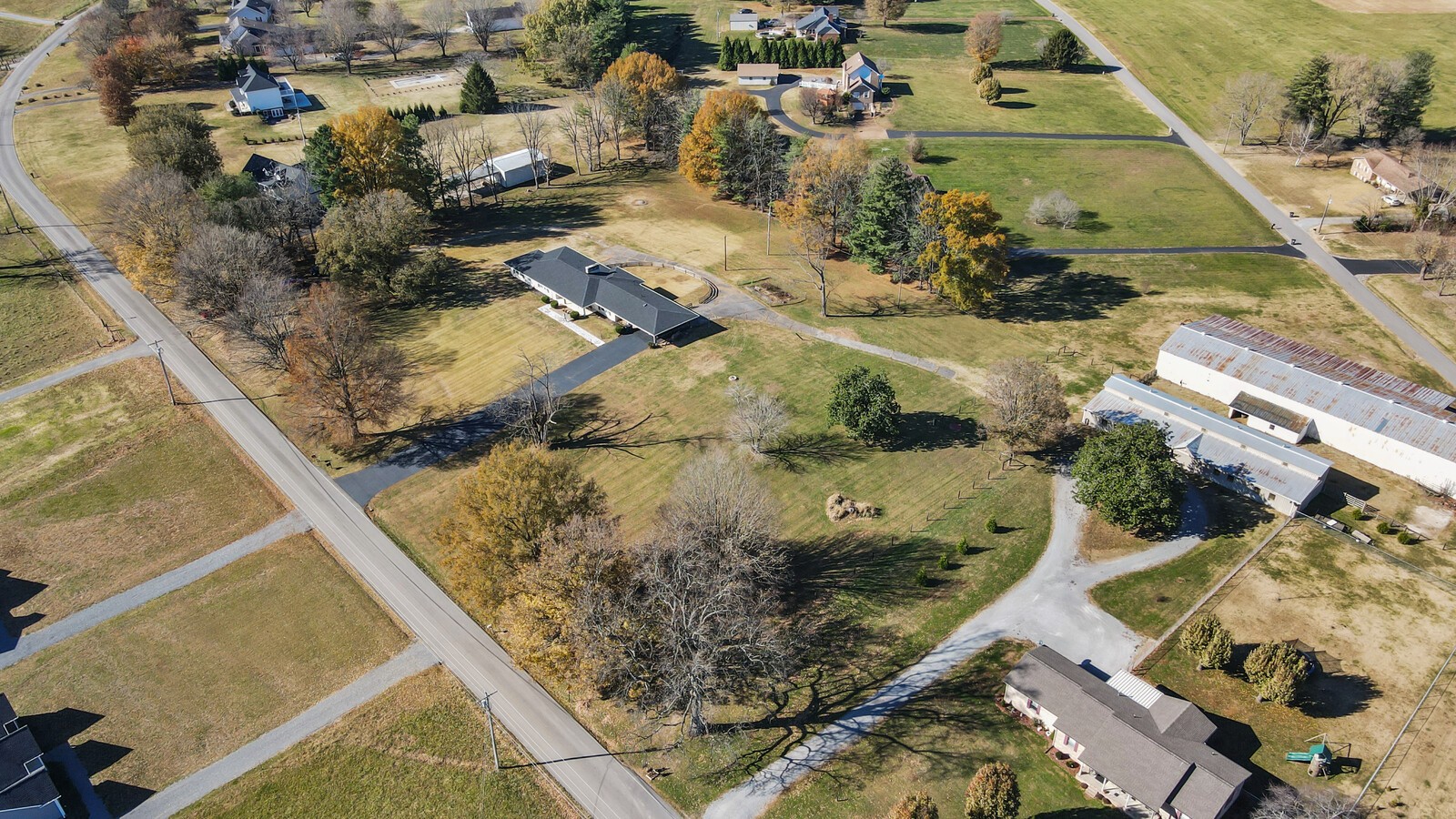 676 Ferguson Hill Road Lafayette TN 37083