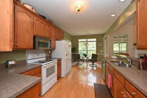 107 Knights Bridge Station Hendersonville TN 37075