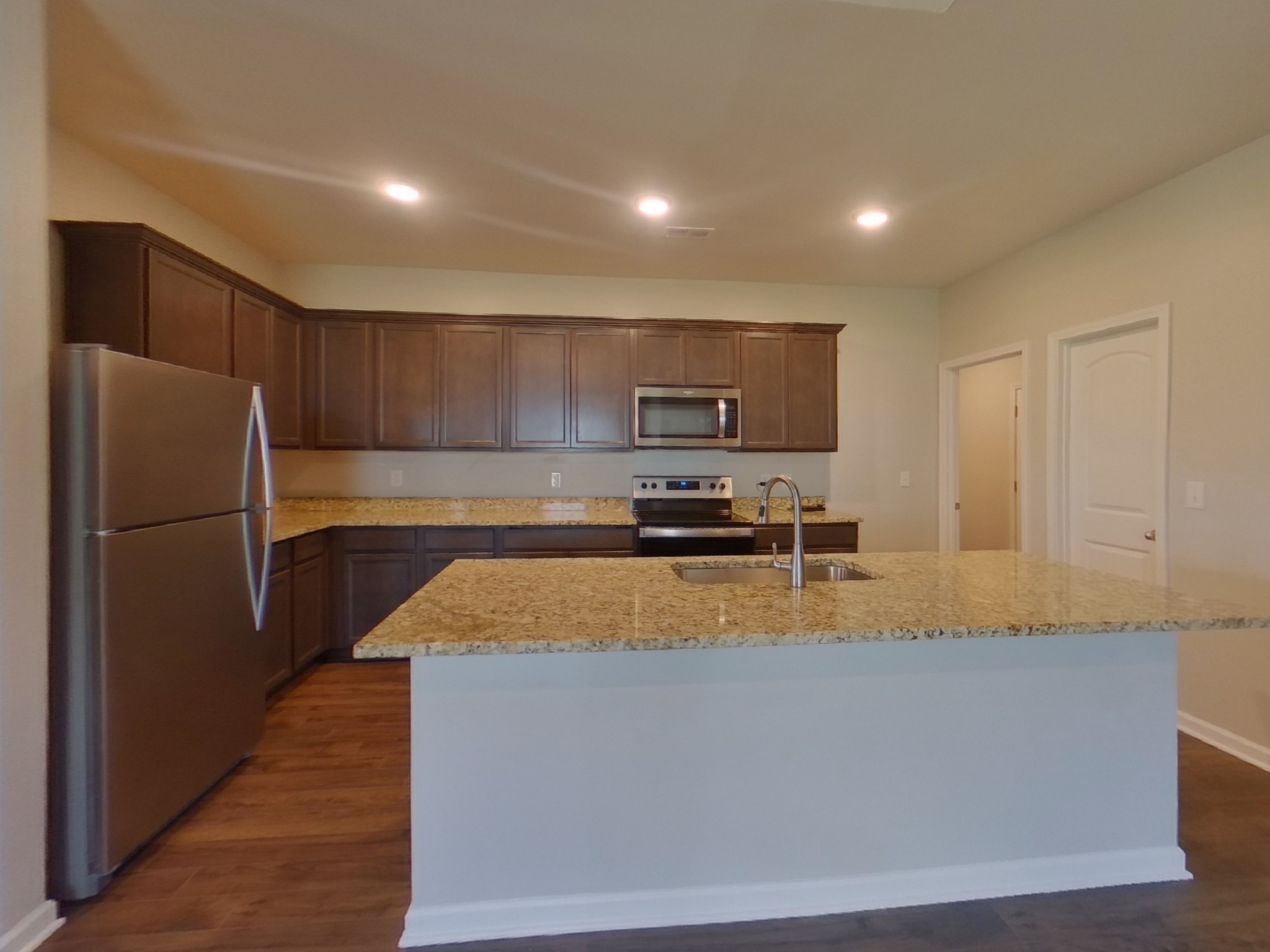 2927 Beeswax Street Columbia TN 38401