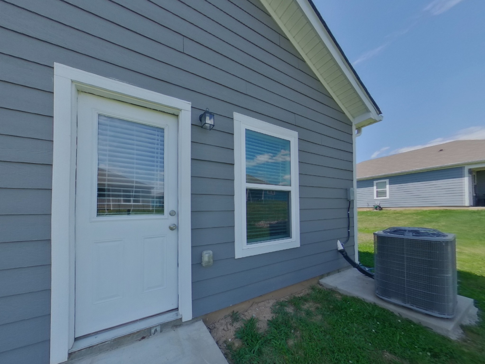 2927 Beeswax Street Columbia TN 38401