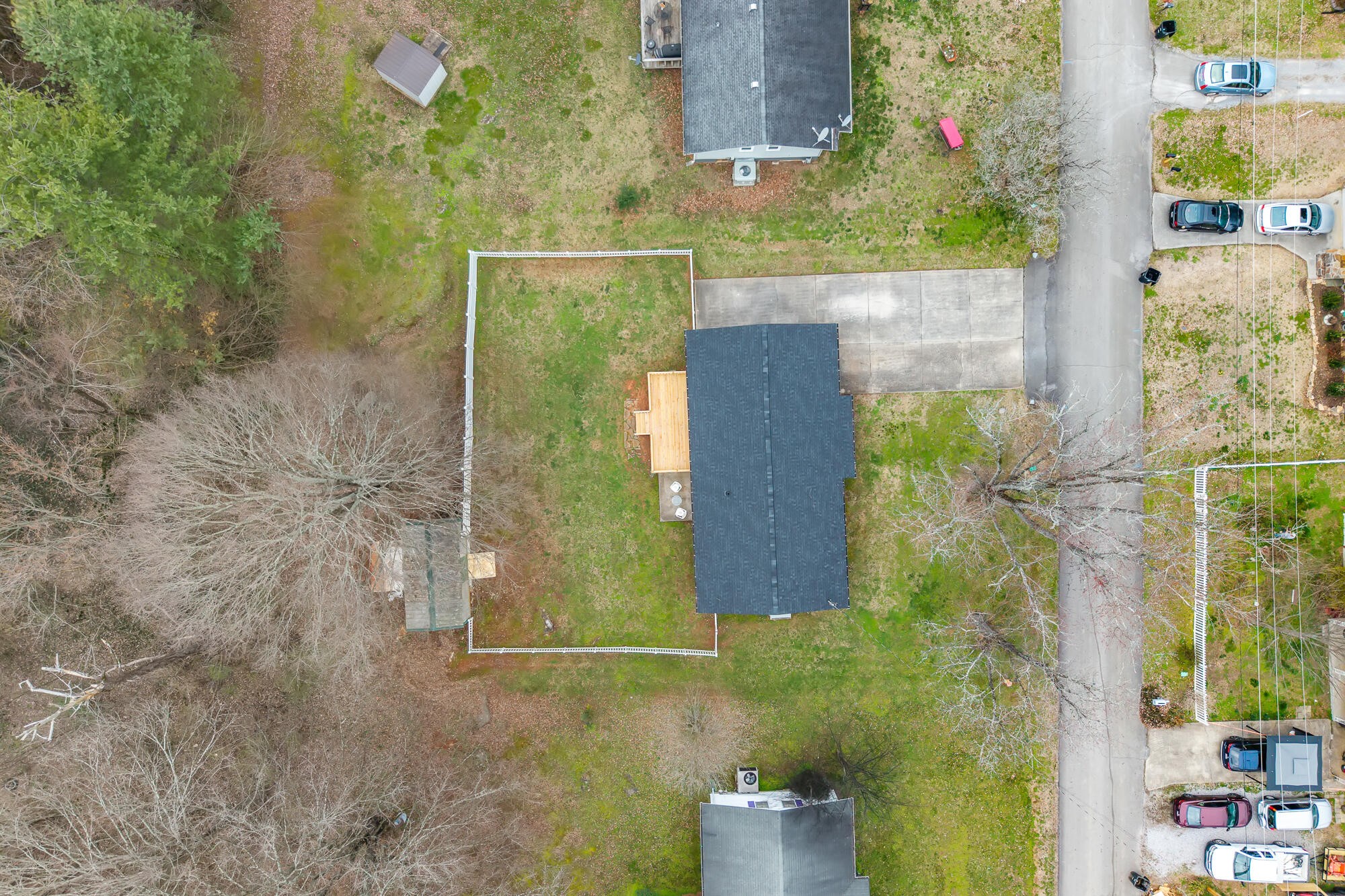 1215 Jones Street Athens TN 37303