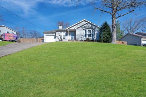 1750 Broadripple Drive Clarksville TN 37042