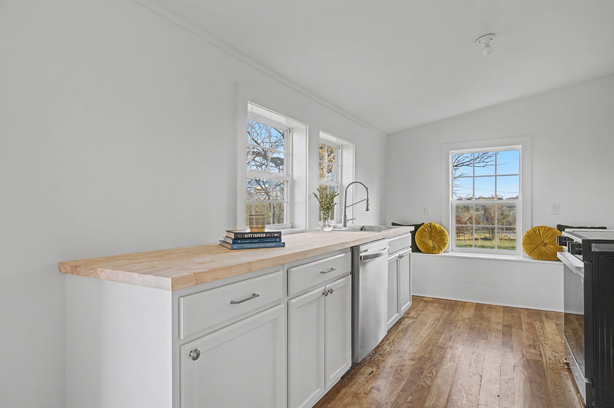 999 Old Lewisburg Highway Columbia TN 38401