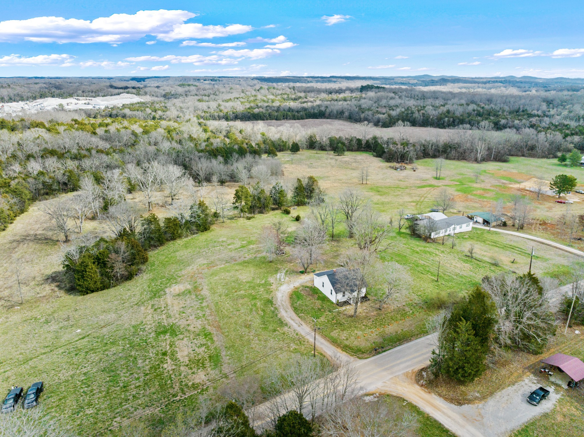 999 Old Lewisburg Highway Columbia TN 38401