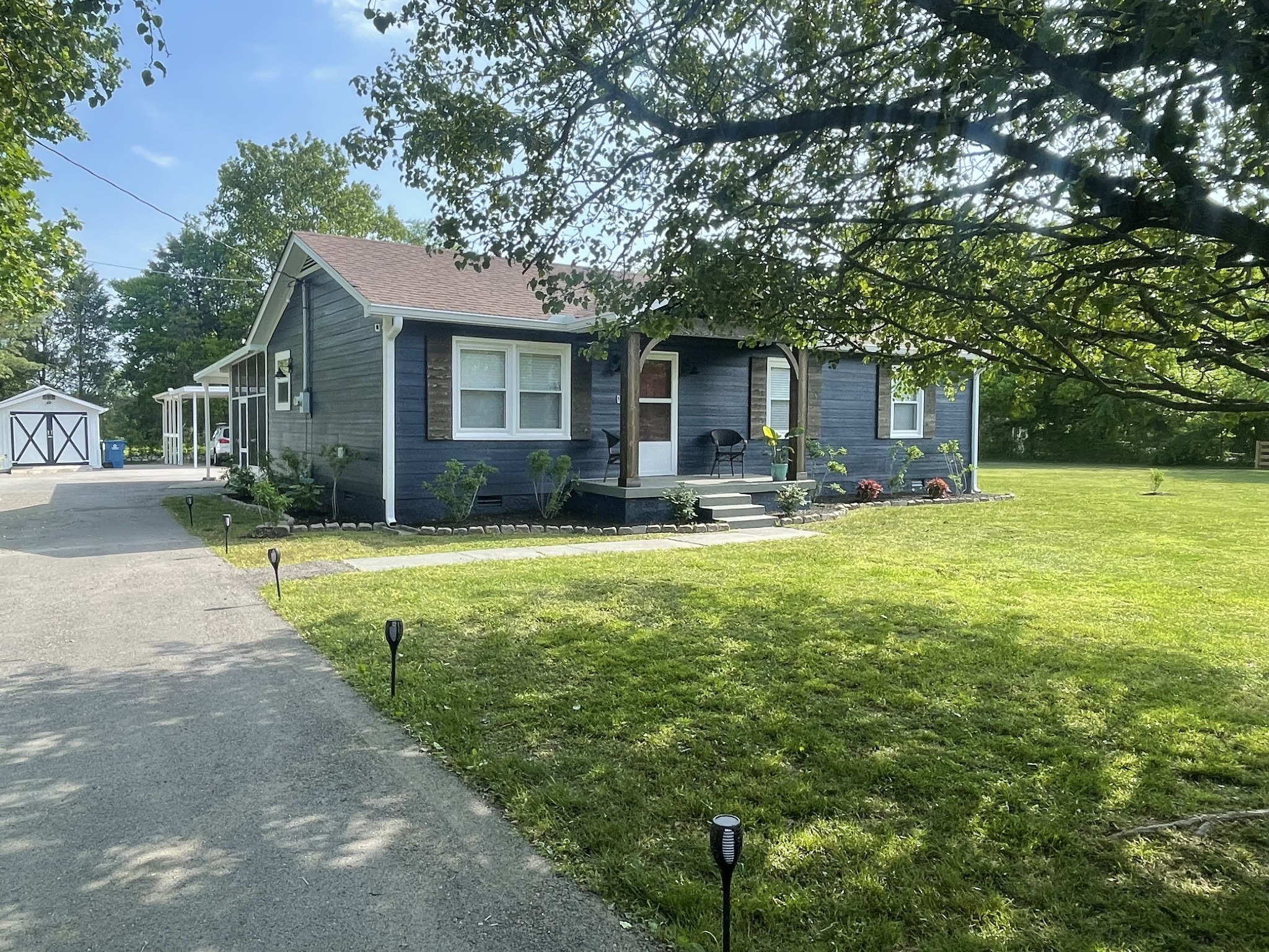 281 N Meribeth Lane Christiana TN 37037
