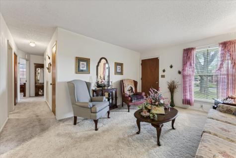 102 Rainbow Street Clarksville TN 37042