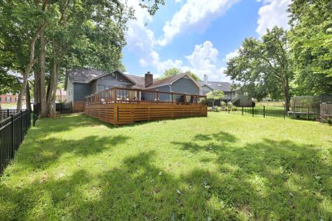 112 Deerfield Drive Columbia TN 38401