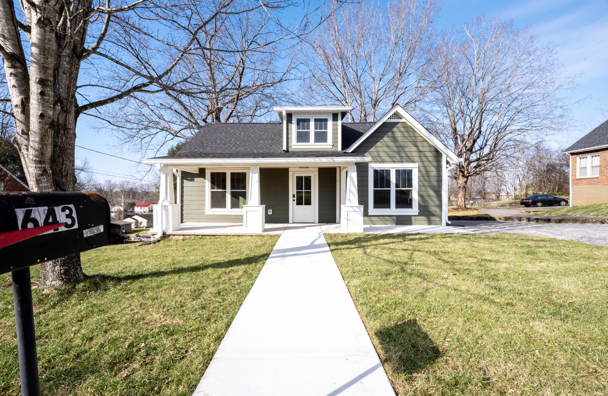 643 North Spring Street Mcminnville TN 37110