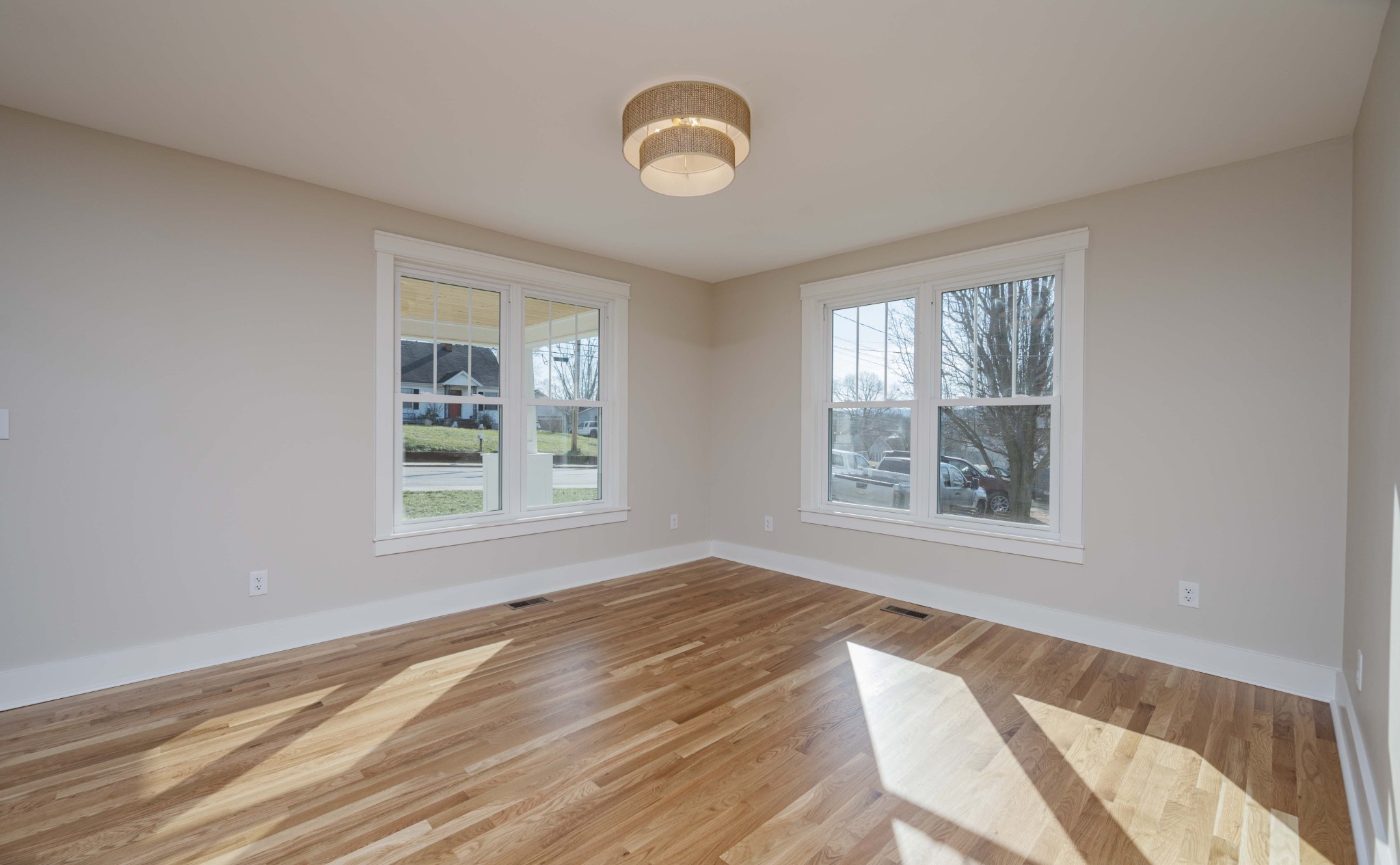 643 North Spring Street Mcminnville TN 37110