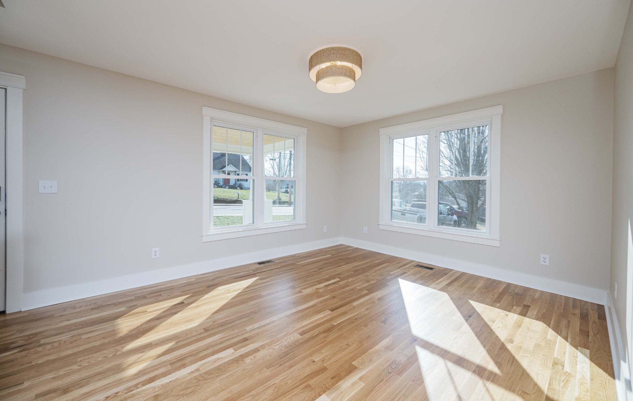643 North Spring Street Mcminnville TN 37110