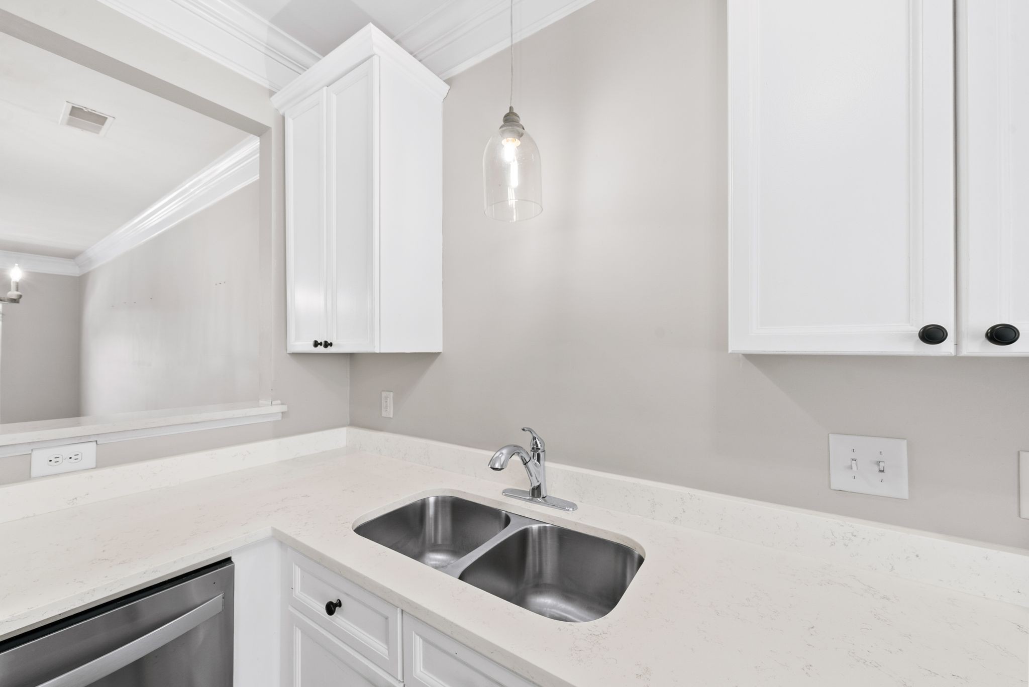 908 Loxley Drive Nashville TN 37211