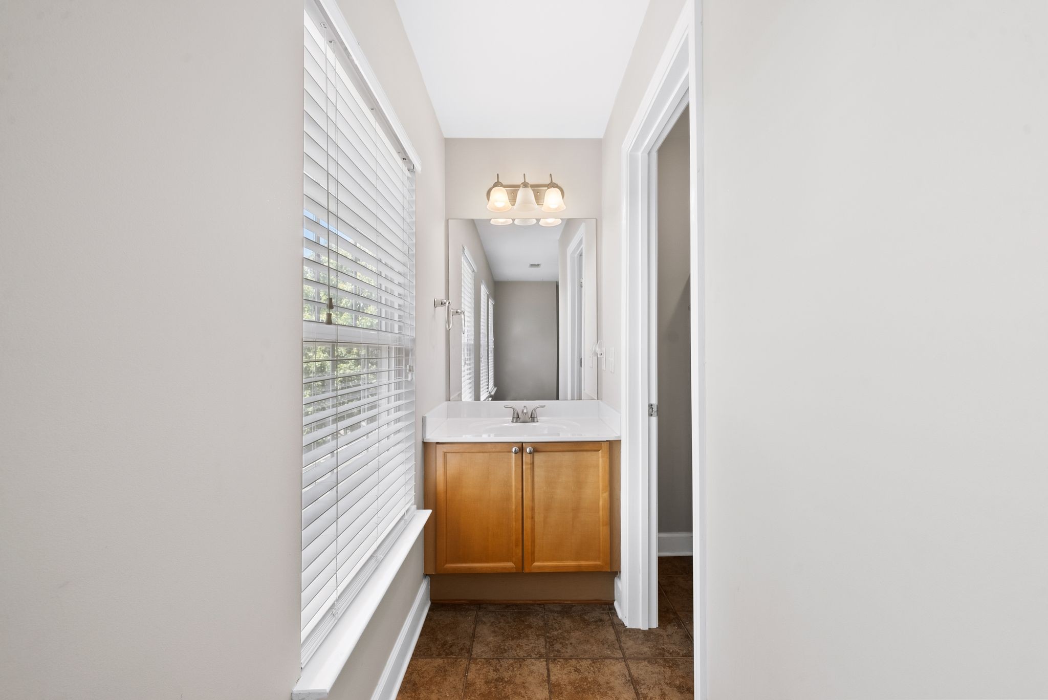 908 Loxley Drive Nashville TN 37211