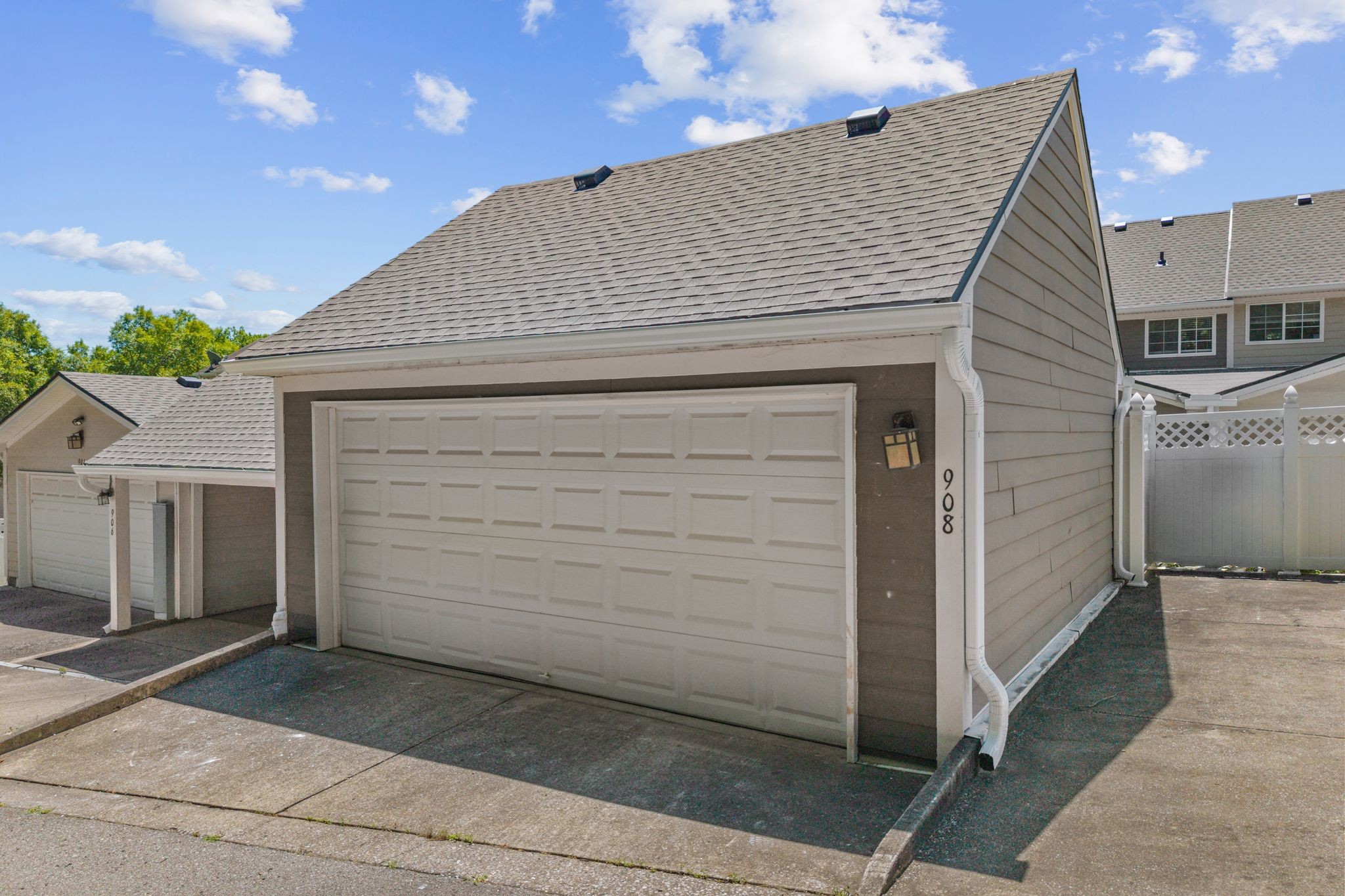 908 Loxley Drive Nashville TN 37211