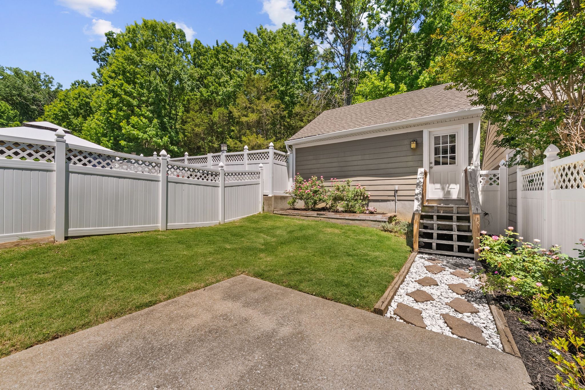 908 Loxley Drive Nashville TN 37211