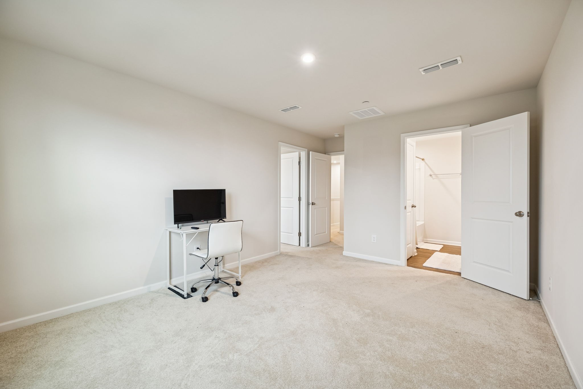 2046 Floating Leaf Lane Goodlettsville TN 37072