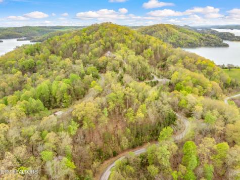 736 Russell Brothers Road Sharps Chapel TN 37866