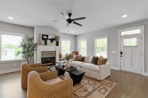 311 35th Ave, N Nashville TN 37209