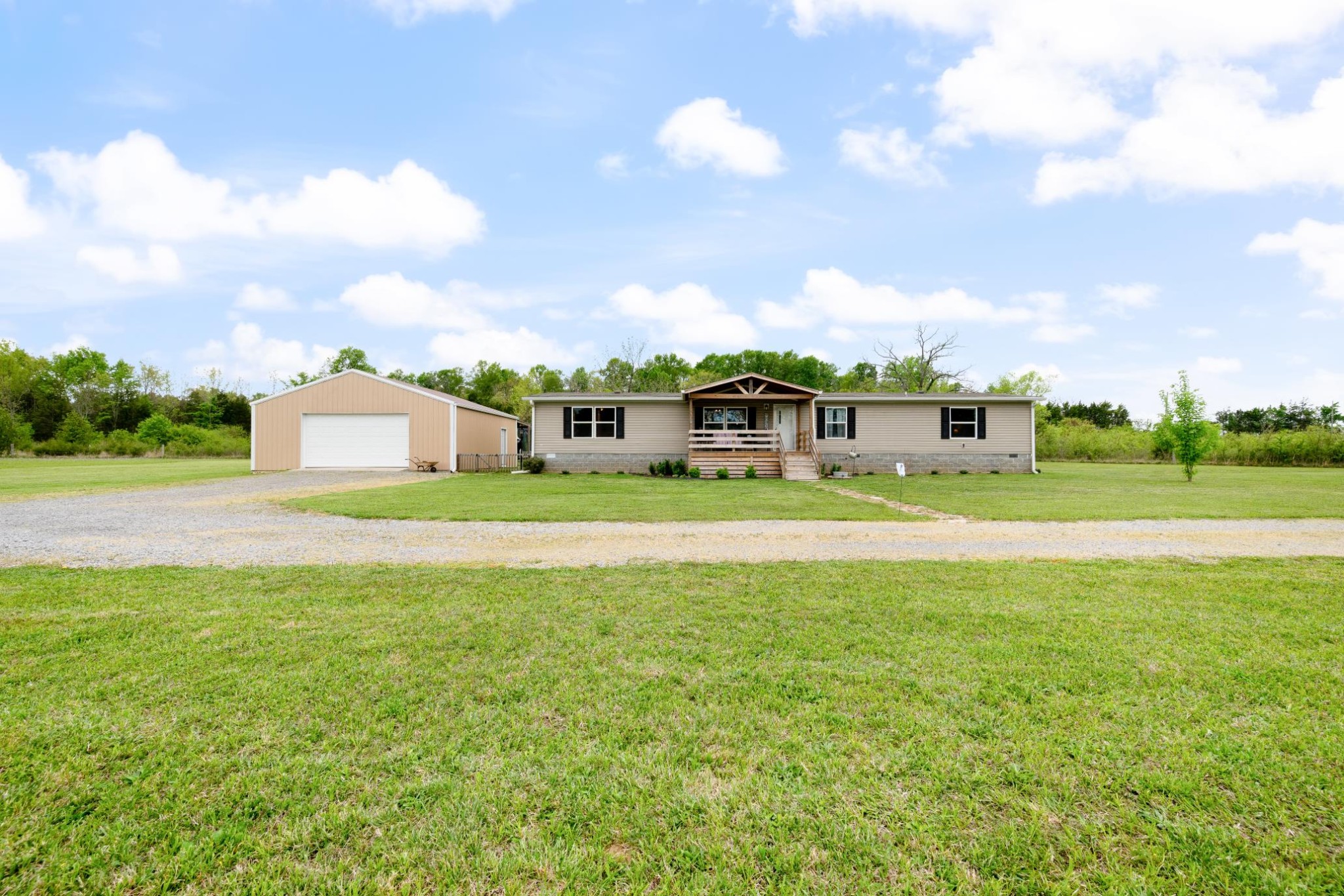 7112 Cobb Road Christiana TN 37037